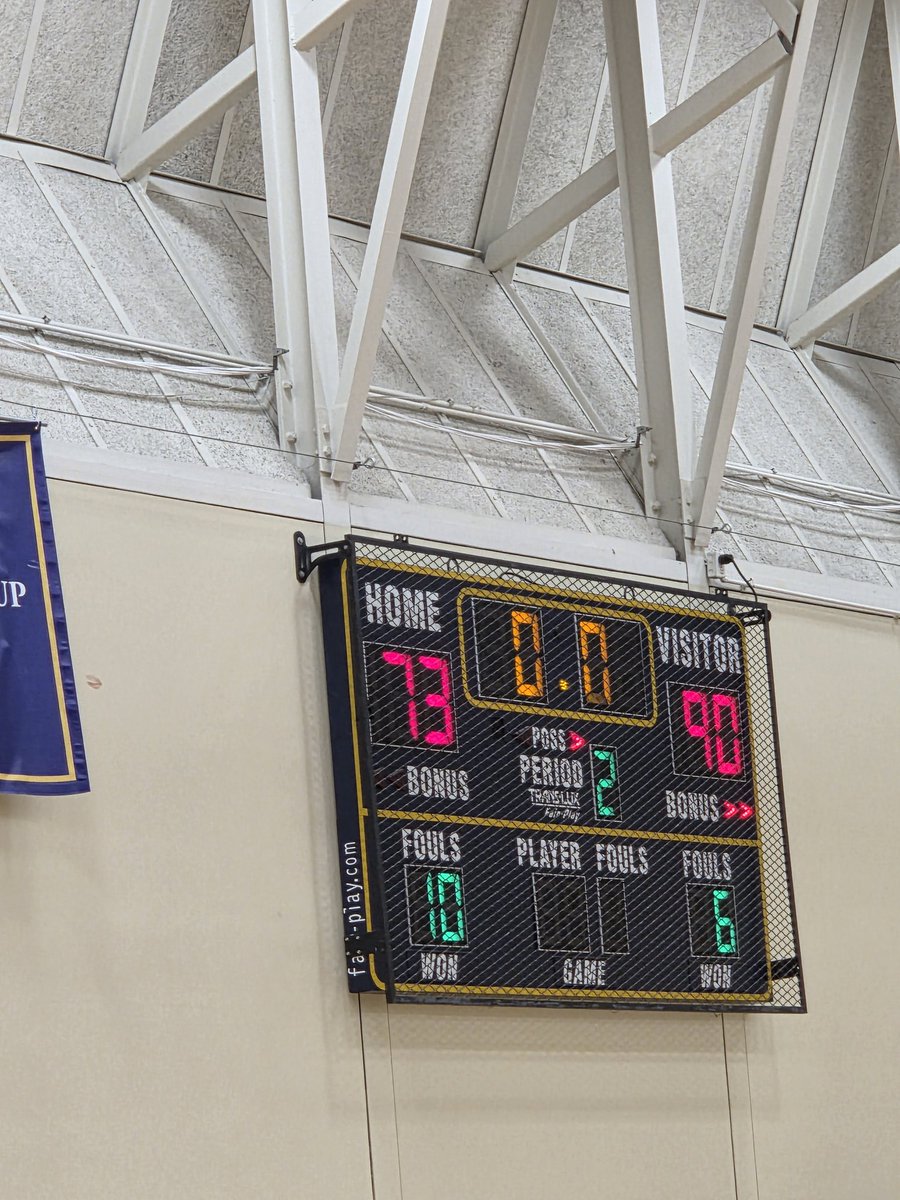iancle1's tweet image. It was great seeing former participant and scholarship award winner @mahonecameron1 of @AthleticsEagles against #icchangeshowcase college basketball coach supporter @basketballcoa13 Marty. We always say it&apos;s #BiggerthanSports #ICChange #biggerthanbasketball…