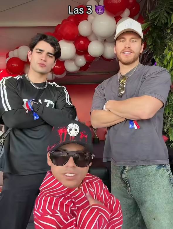 JJ500mes's tweet image. Todos siempre tendrán un paso del que no podrán huir JAJAJAJA 😈

LOMECAN EN FLOWF