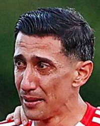 MI 11 .... TU 11 !!!

EL VERDADERO CAMPEON EN LA CANCHA..

EL AMANTE DE PASILLOS Y ESCRITORIOS !!

LEGUAS DE DIFERENCIA !!!
