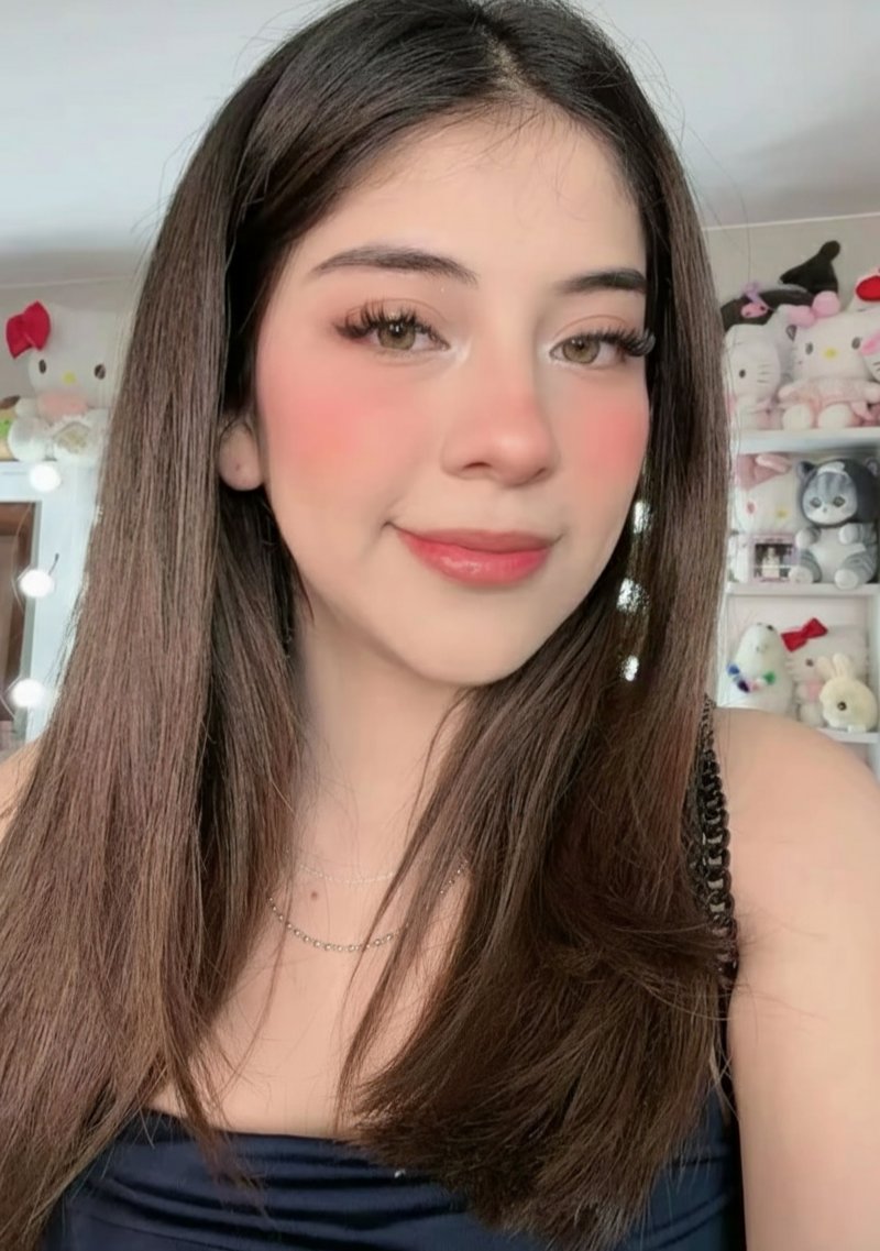 maomao_oku's tweet photo. @sociali_teen Zullyy_cs streamer del año 

#socialiteen #Zully
#SocialiteenAwards https://t.co/FbbuHPX5Ik