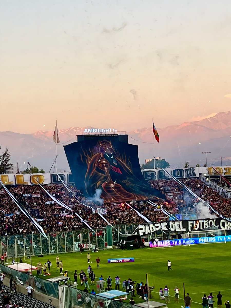 EL PADRE DEL FuTBOL CHILENO 🤍🖤
#VamosColoColo