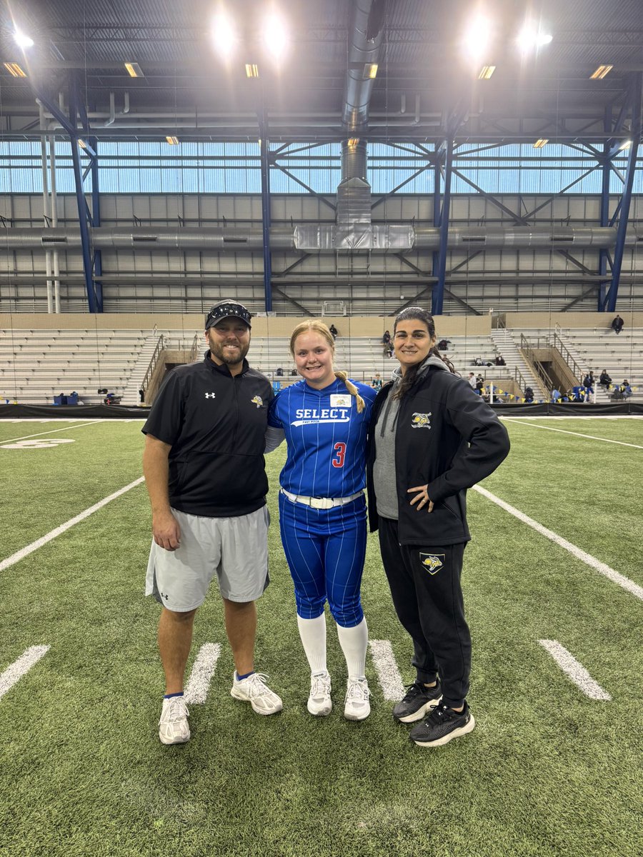 AllieHarrigan's tweet image. Thank you @GoJacksSoftball for hosting such a great camp! I really enjoyed the hitting and defense drills, along with the scrimmage! Thank you Coach @KristinaMcSwee6 and @JoshBertke! Go Jackrabbits! 💙💛🥎

@sami_miller34