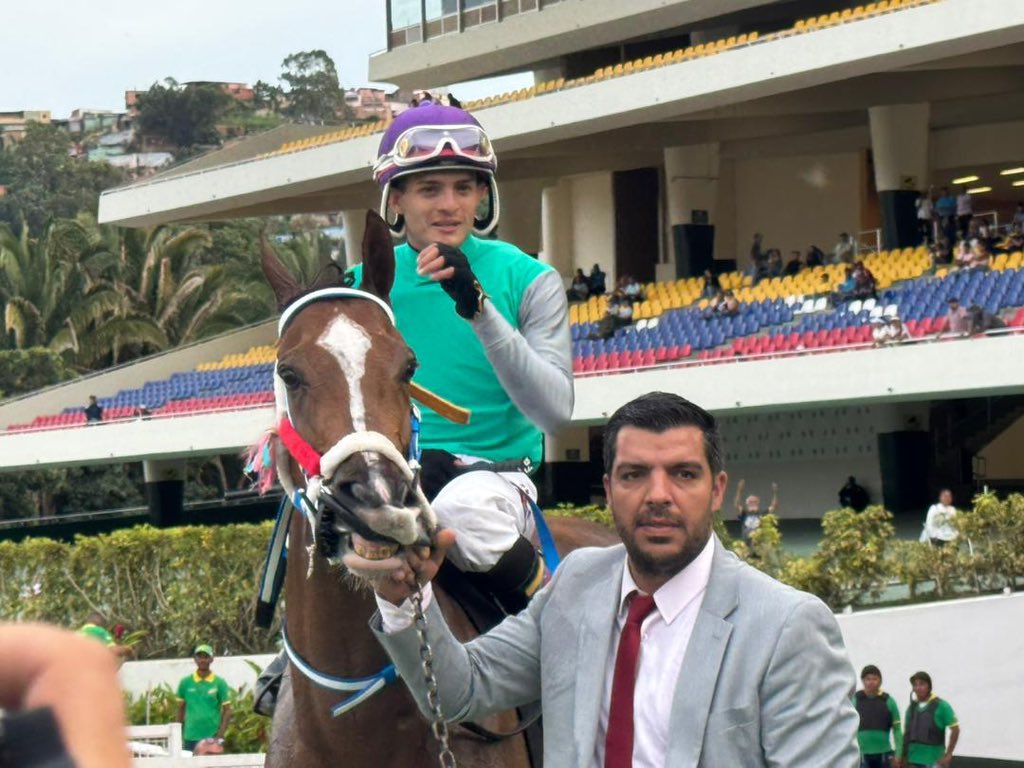 Gaceta Hípica Oficial tweet media