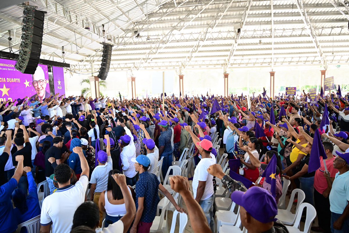 Con la provincia Duarte concluimos el primer ciclo de asambleas provinciales. Un lleno total de entusiasmo y compromiso. En apenas un año, el partido se ha puesto en la dirección correcta para rescatar el país.

Juntos estamos construyendo algo grande: hablando con la gente,
