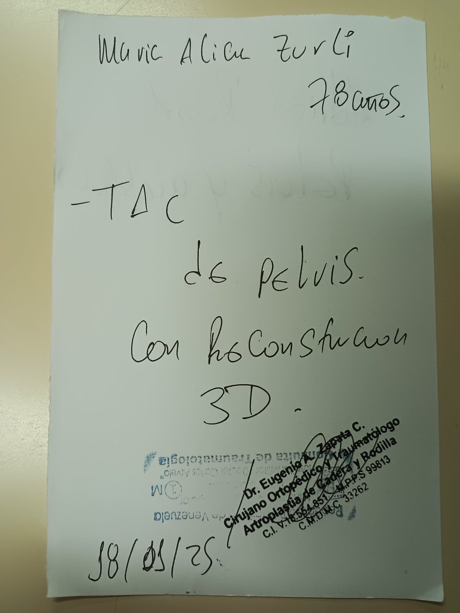 #URGENTE, buenas noches. Aún no se ha recibido apoyo para la Sra María. Se requiere ayuda para sus pañales, centros de cama, etc. Además, mañana la debo llevar al hospital a realizarle un estudio y hay que pagar el traslado.
Abajo datos de apoyo.
Por favor difundir 🙏
#Ayuda