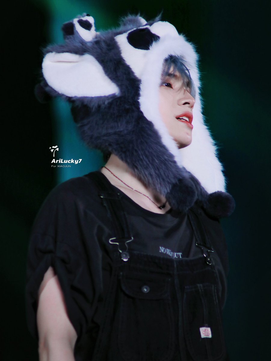 251122 NO Way OUT in HONG KONG #샤오쥔 #XIAOJUN #肖俊 #WayV #威神V