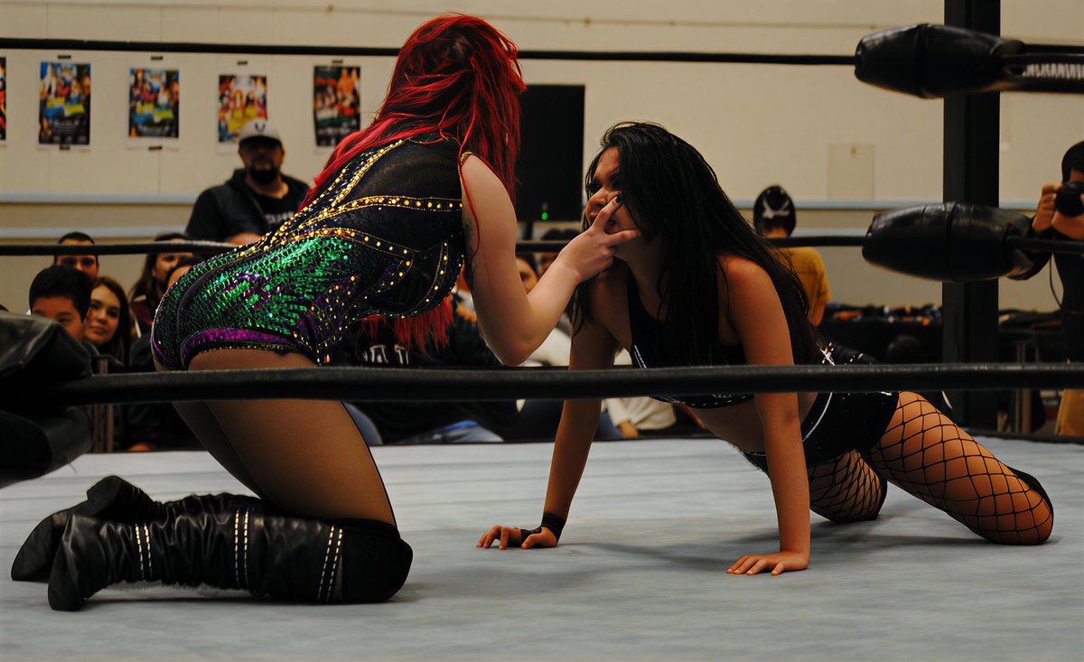 EnrapturedRcse's tweet image. When I land they don’t stand a chance. Trapped inside the world with the stickiest of hands. Squeeze your cheeks, tying up your feet. You’re blue in the face, but you’re 𝓖𝓻𝓮𝓮𝓷 underneath. 💋