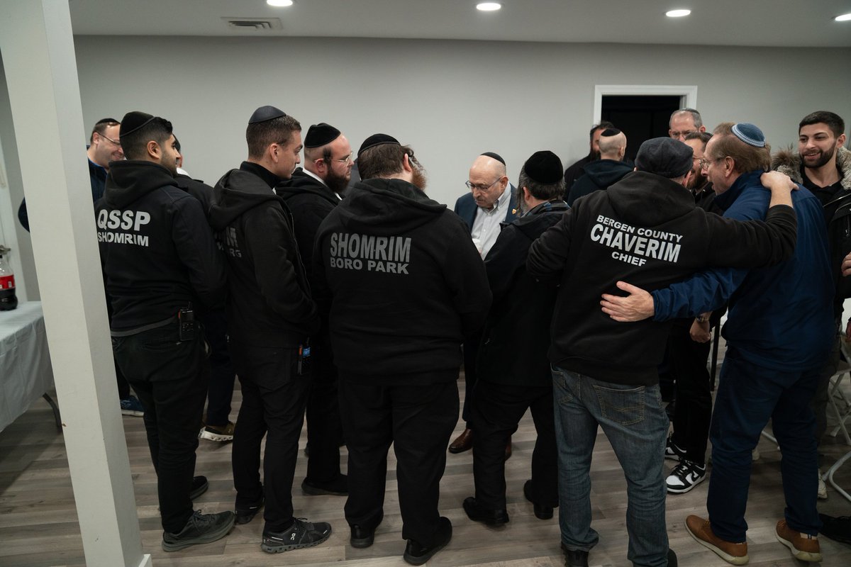 COBCchaverim's tweet image. We are looking back on an incredible training for our members and our partners. 

We&apos;re always looking for new ways to be better for our community!
@SISPShomrim
@ShomrimofQueens @ShomrimCH @WspuShomrim @RockawayNassau @MSSPshomrim @FlatbushShomrim #communityfirst #safetypartners