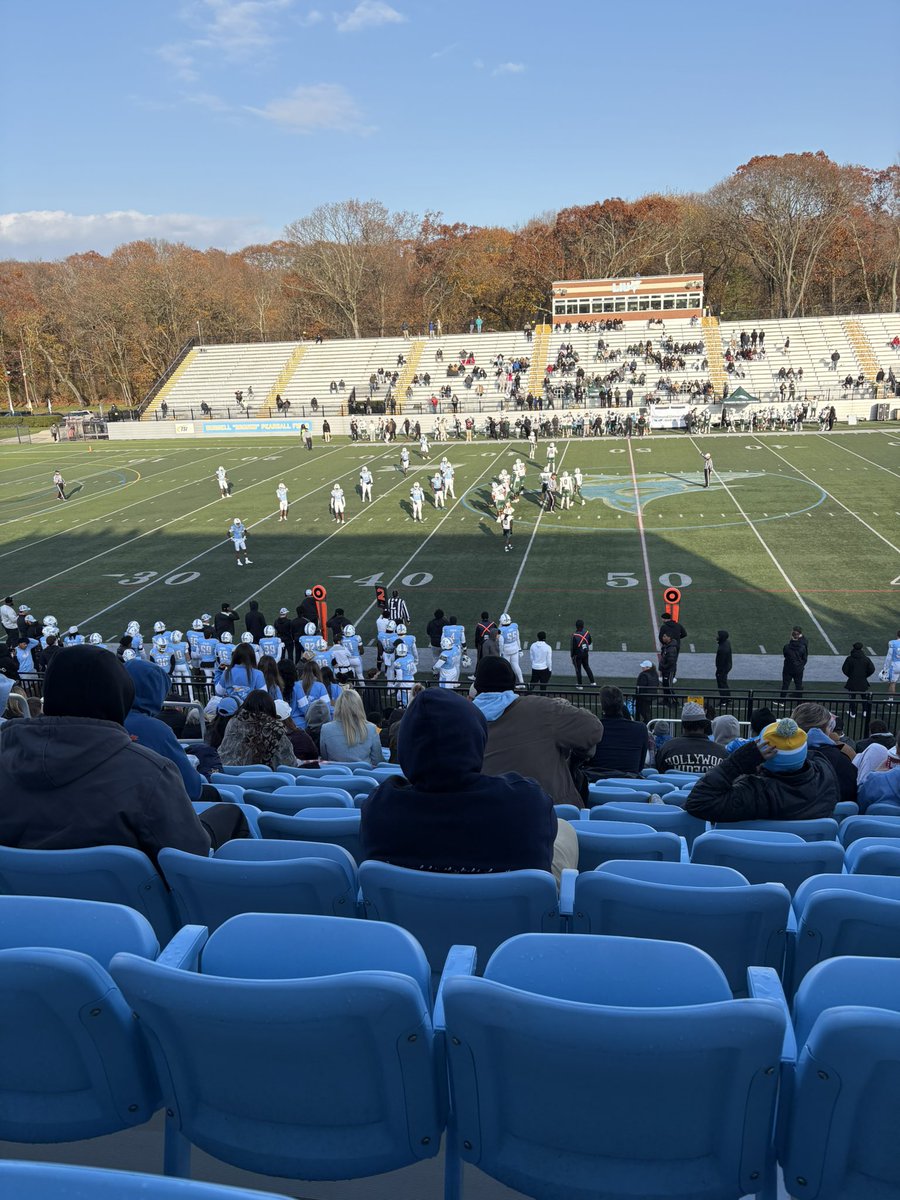 _Alexandercolon's tweet image. I Was blessed to have the opportunity to visit @LIUSharksFB I want to thank @CoachMIT11 for having me and hope to be back soon! #AGTG #JUCOPRODUCT