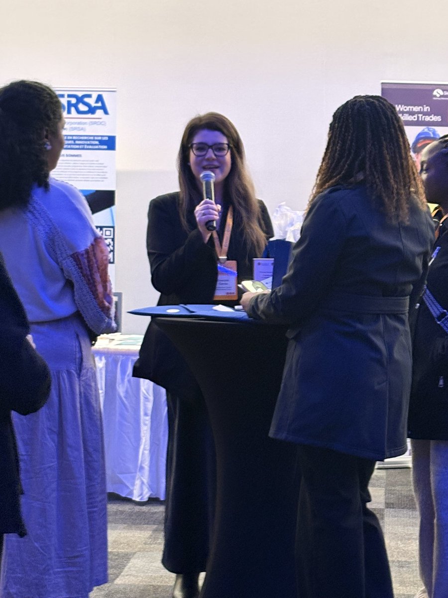 P2PConnects's tweet image. 👀 Ready to connect… and shout BINGO? 

#p2pconference #vvpconference