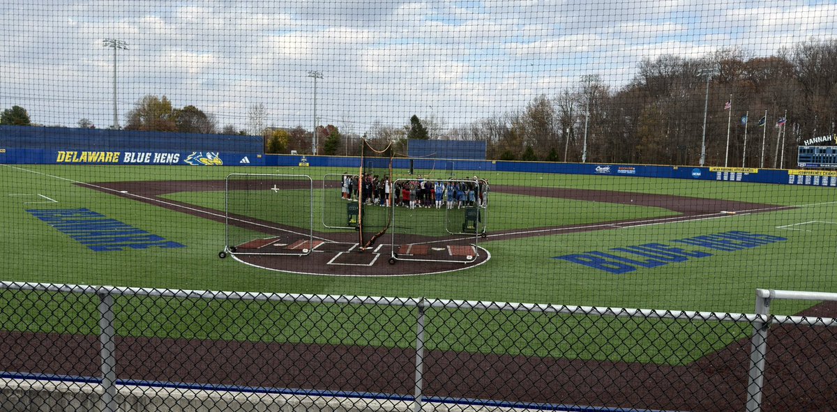 Thank you to all of the coaches and players at the University of Delaware Fall Elite Clinic. I learned a lot and appreciate your time and feedback. Looking forward to catching a game this spring! 💙💛#GoBlueHens <a href="/Delaware_SB/">Delaware Softball</a> <a href="/CoachJenSteele/">Jen Steele</a> <a href="/CoachBellisari/">Amy Bellisari</a> <a href="/AndradeN23/">Nichole Andrade</a>