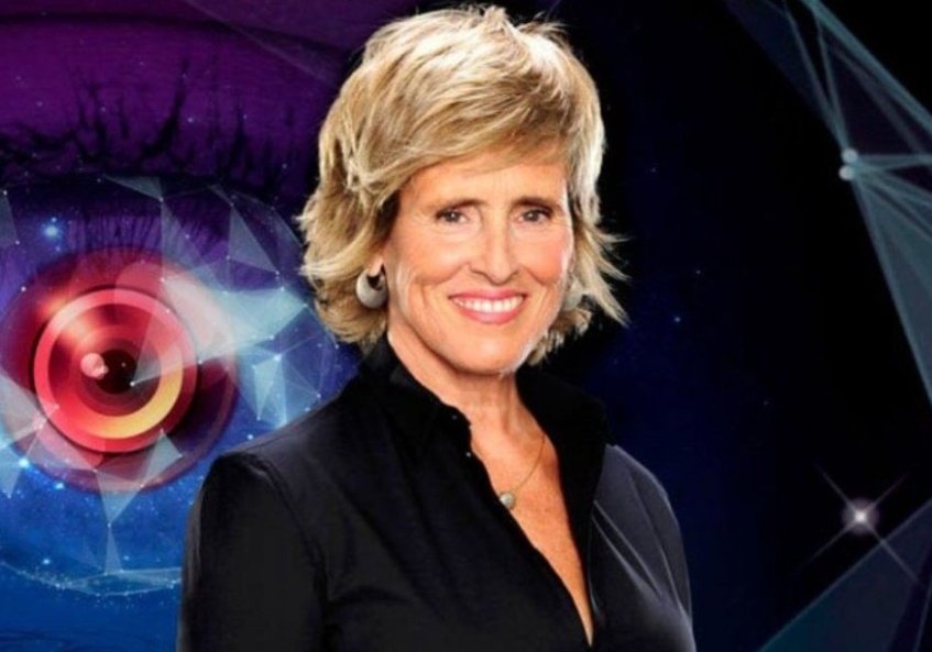AbelPlata's tweet photo. Que levante la mano quien heche de menos a esta mujer presentando este programa. 
#GHDBT3 https://t.co/rHrEff67Cb