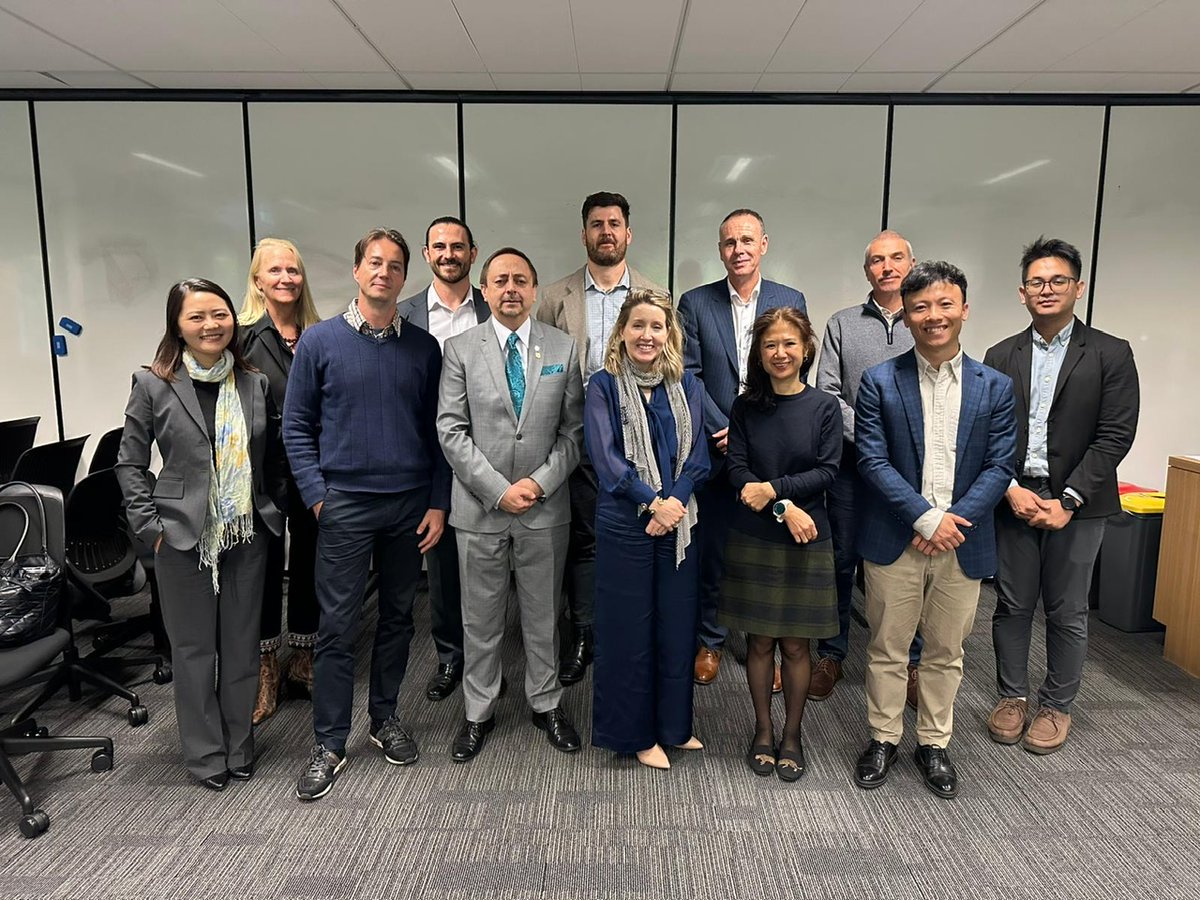 AsiaPacific4D's tweet image. Valuable discussions at last week&apos;s @latrobe-@The_Dialogue roundtable on Comparative Policymaking in a Shifting Global Architecture. #AP4D&apos;s Tom Barber spoke in a session on #maritimesecurity.

Many thanks to @MyersMargaret and the @latrobeasia team for hosting and organising.