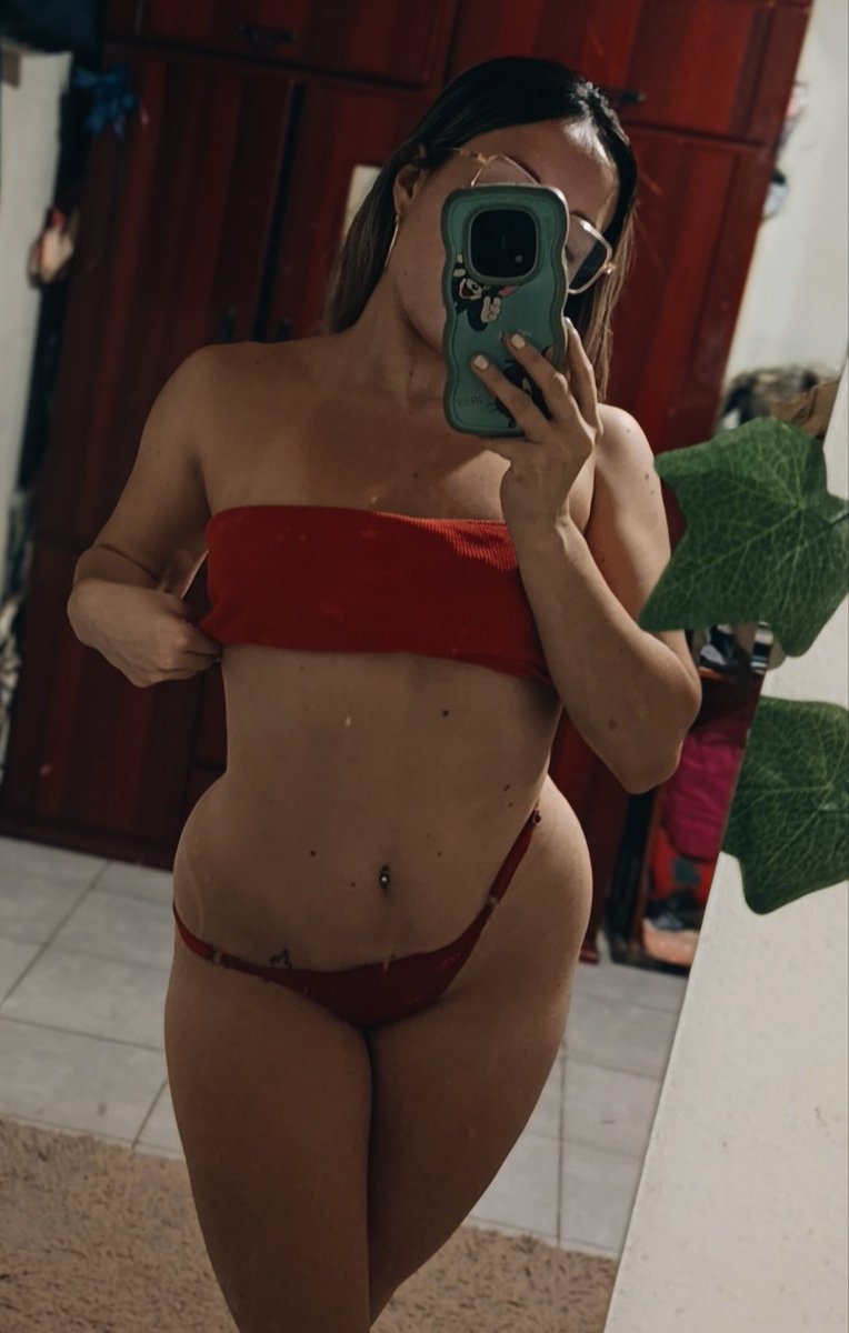 VeronicaAcoss's tweet image. 