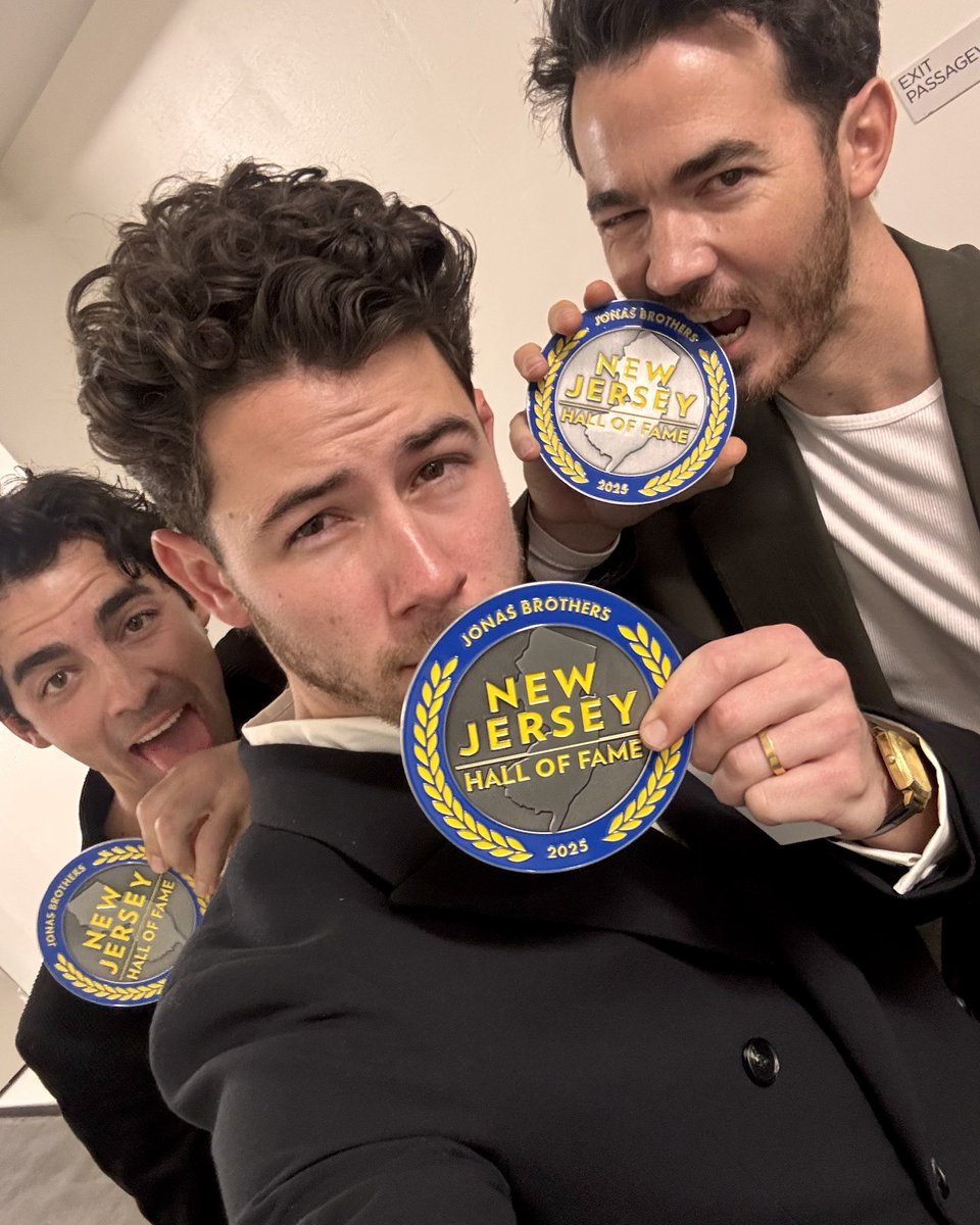 nickjonas's tweet image. Handprints on a moment