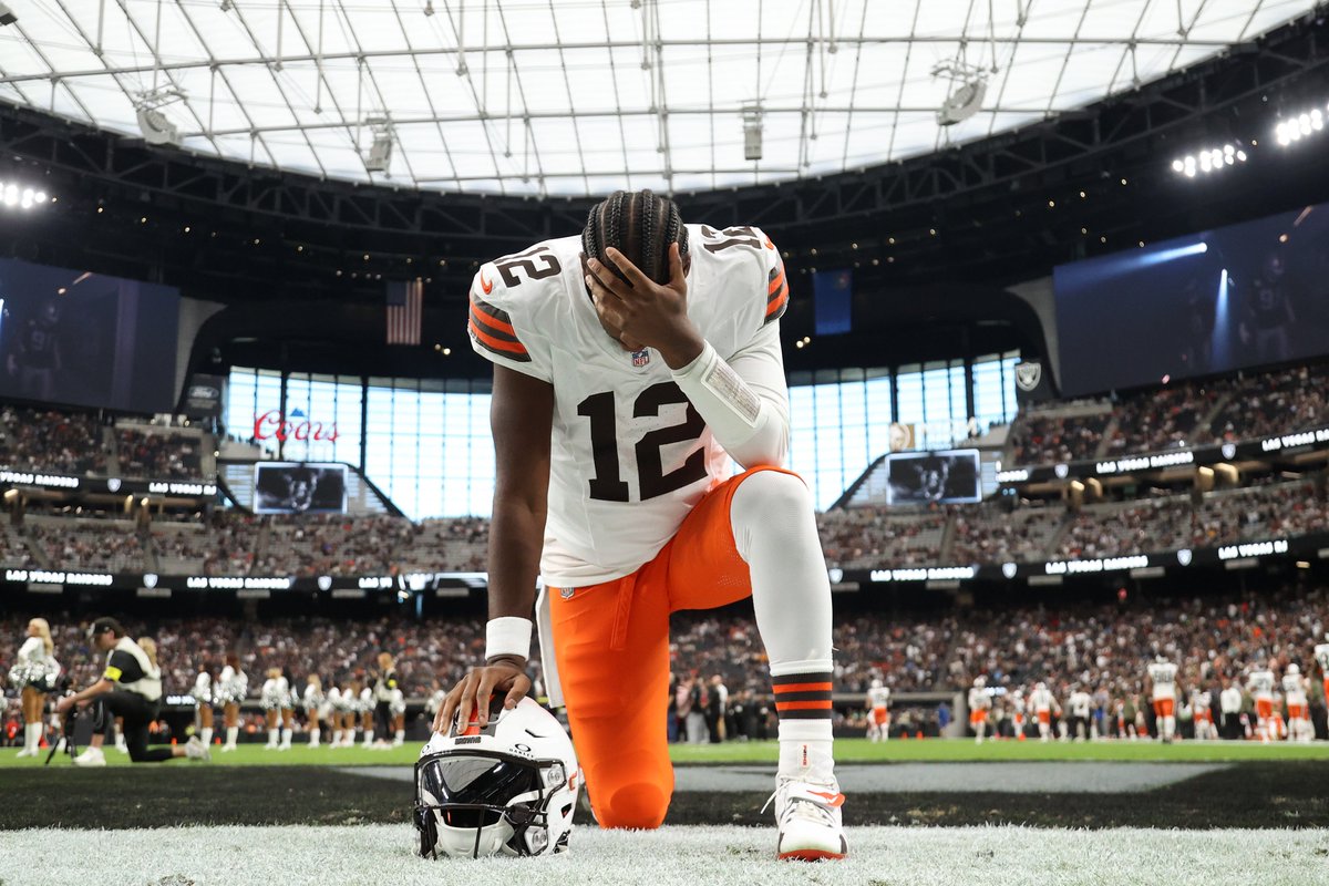 ComplexSports's tweet image. This picture is iconic 🔥