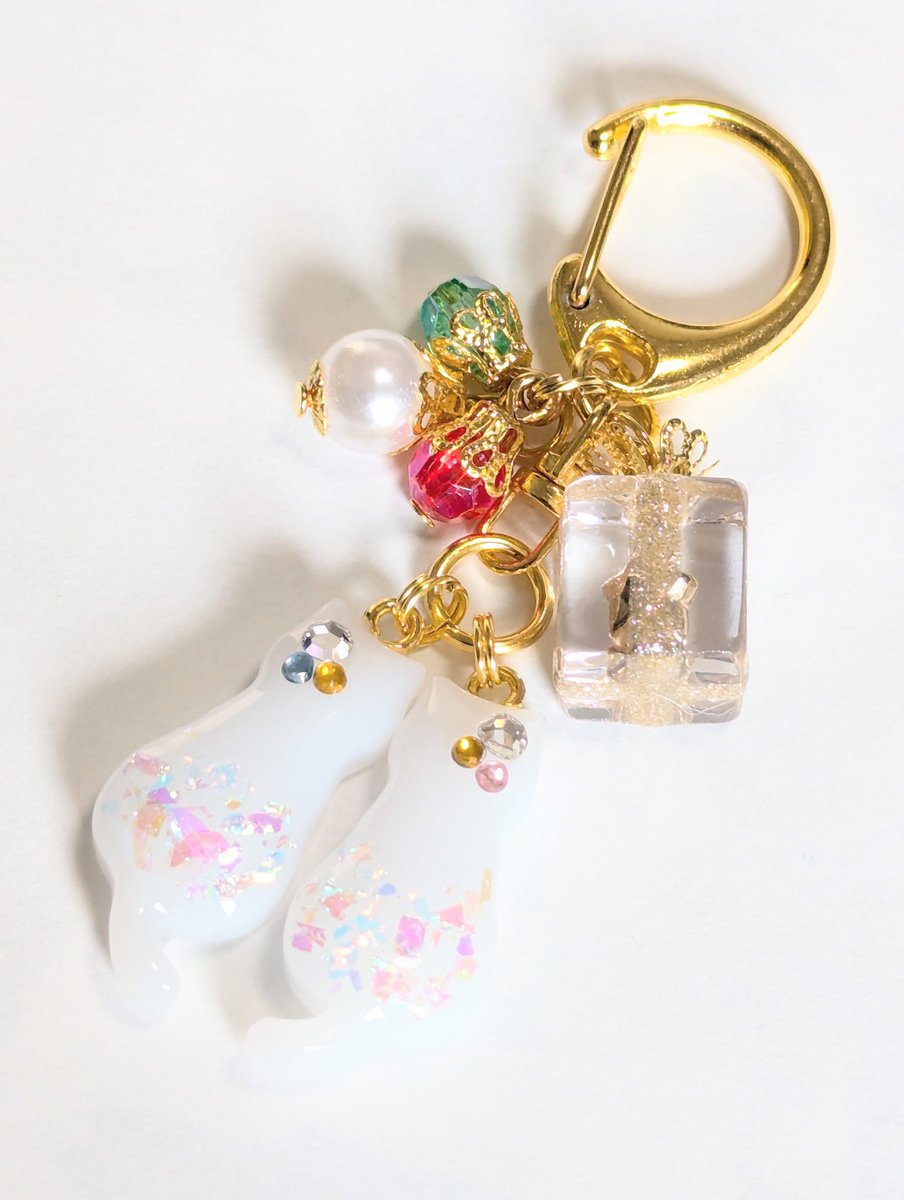 冬にぴったりなハンドメイド猫キーホルダー 11/10までNO.2952☆ぐで猫