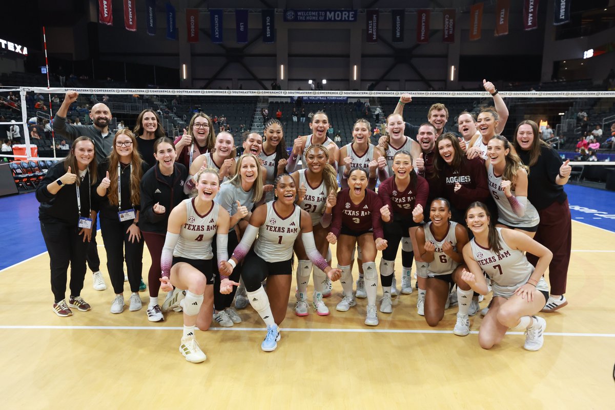 AggieVolleyball's tweet image. Win No. 23 overall, Win No. 1 in the SEC Tourney 👍

#GigEm // #AggieVB