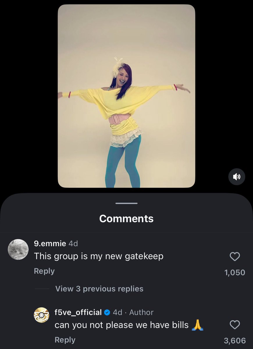 Celebirteas's tweet image. 😭