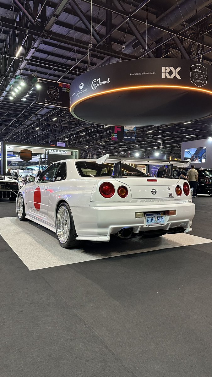 LCherubiniFOC's tweet photo. A presença que esse carro tem é algo inexplicável!

Nissan Skyline GT-R R34 V-Spec II Nür presente no Dream Lounge do Salão do Automóvel! Espaço que contou com a curadoria do Motorgrid Brasil!

Tem gente falando inclusive que esse é o grande destaque do salão, o que acham? https://t.co/JxsEq9PHpt