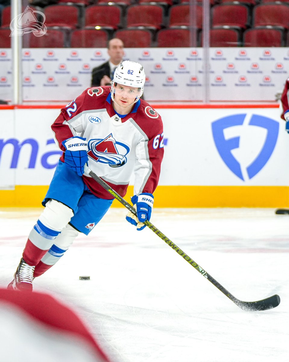 Avalanche's tweet image. Puck drop is now 👈