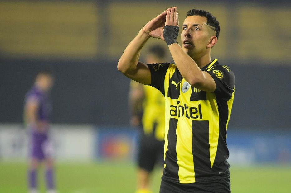 Goleadores CDS

👉Leo Fernández 25
<a href="/alvarezcanario/">Agustín Canario Álvarez</a> 22 (21 + 1 🇺🇾)
<a href="/Cebo_Rodriguez/">Cristian Rodríguez</a> 20
<a href="/david_terans/">David Terans</a> 16 (15 + 1 CAP 🇧🇷)
<a href="/CrPalacios30/">Cristian Palacios</a> 15
<a href="/maxisilvera_/">Maxi Silvera</a> 12
👉<a href="/matiiarezoo9/">Matias Arezo</a> Lucas Hernández, Lucas Viatri 11
<a href="/facutorresss/">Facu Torres</a> 10