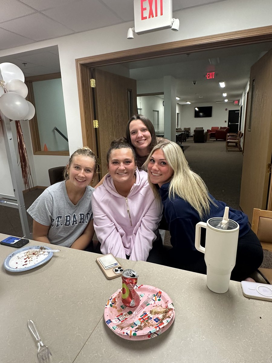 DMACC SOFTBALL tweet media