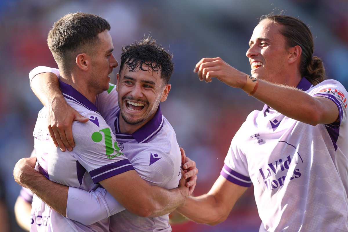 PerthGloryFC's tweet image. Happy Monday!
@aleaguemen #ONEGlory