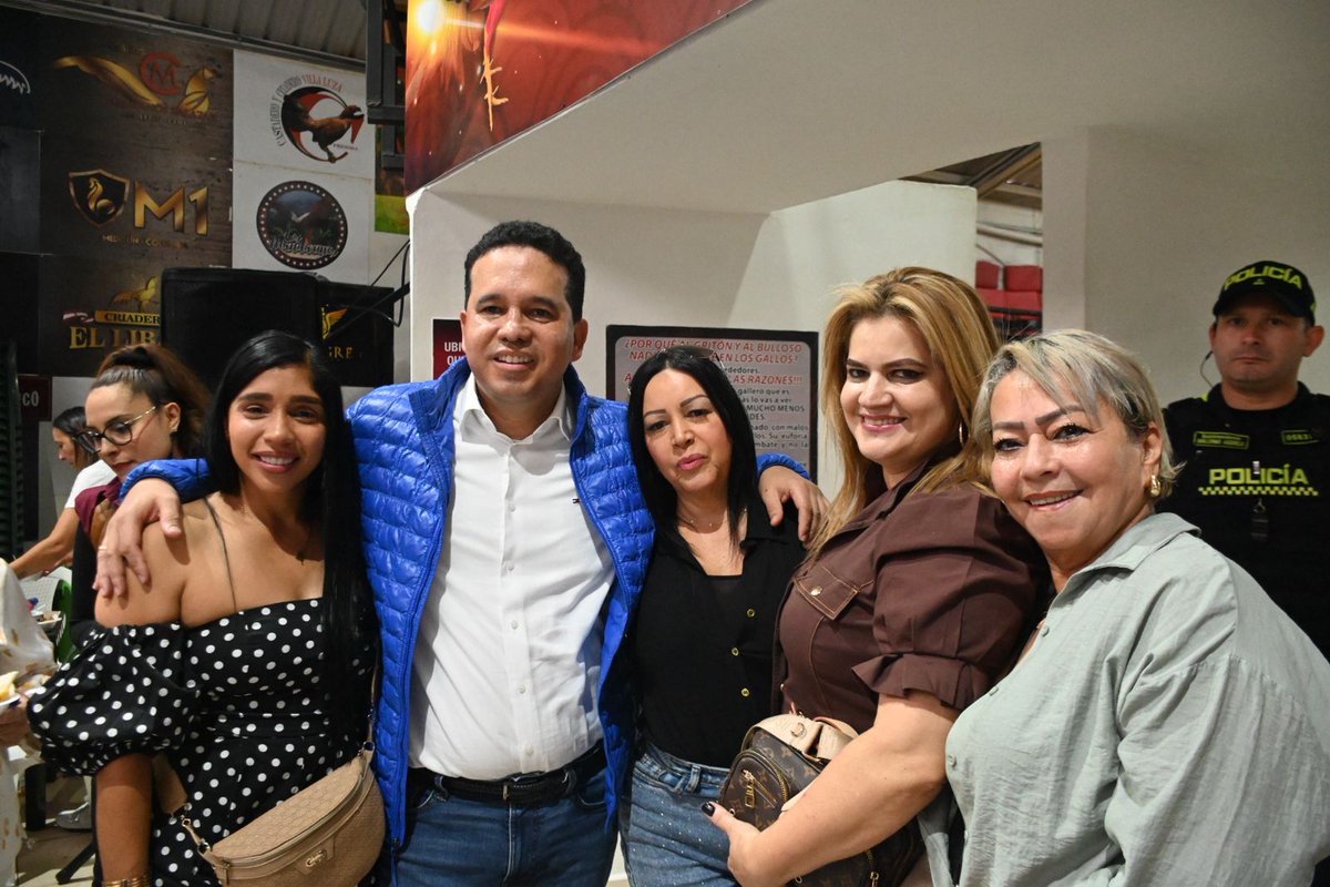 SenadorTrujillo's tweet image. Cerramos el día compartiendo con grandes amigos, donde recordamos como era Itagüí antes y como hoy es referente de transformación, prosperidad y seguridad.

@DanielRestrepoC 
@JaimeACanoM