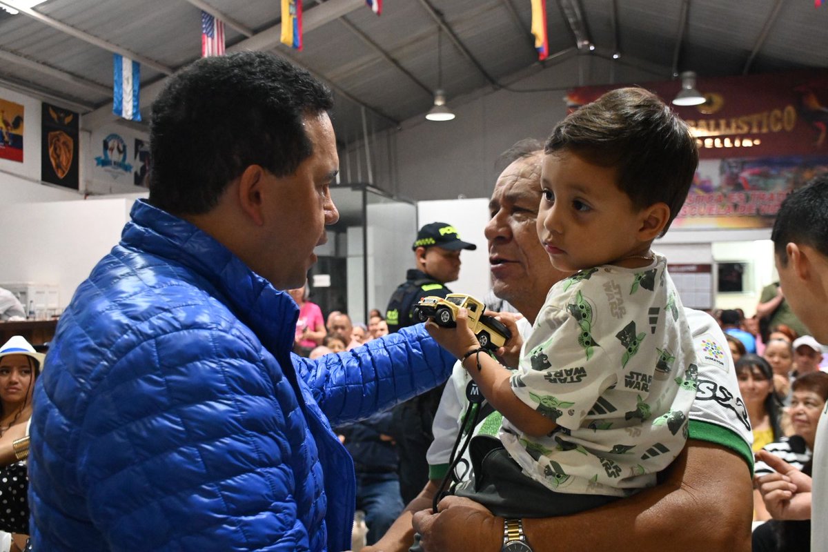 SenadorTrujillo's tweet image. Cerramos el día compartiendo con grandes amigos, donde recordamos como era Itagüí antes y como hoy es referente de transformación, prosperidad y seguridad.

@DanielRestrepoC 
@JaimeACanoM