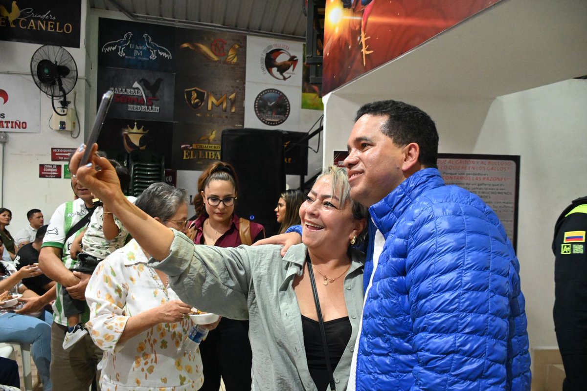 SenadorTrujillo's tweet image. Cerramos el día compartiendo con grandes amigos, donde recordamos como era Itagüí antes y como hoy es referente de transformación, prosperidad y seguridad.

@DanielRestrepoC 
@JaimeACanoM