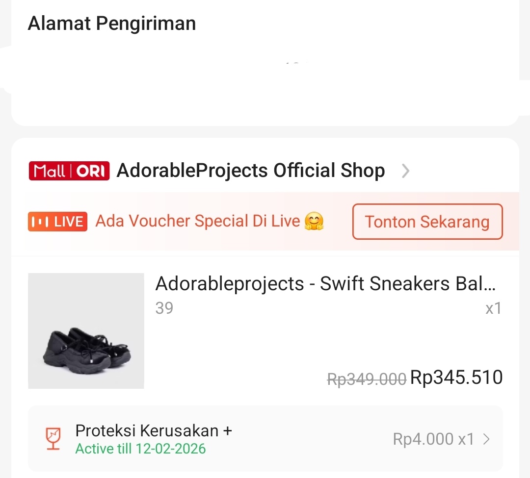 grassncity's tweet image. WTS (WANT TO SELL)
Adorableprojects Swift Sneakers Balerina Black

UK : 39 (24,5CM)
Harga : 230.000

Kondisi masih baru belum pernah dipakai, karena salah pilih ukuran.

#wts #wts #sepatu #sandal #sneakers