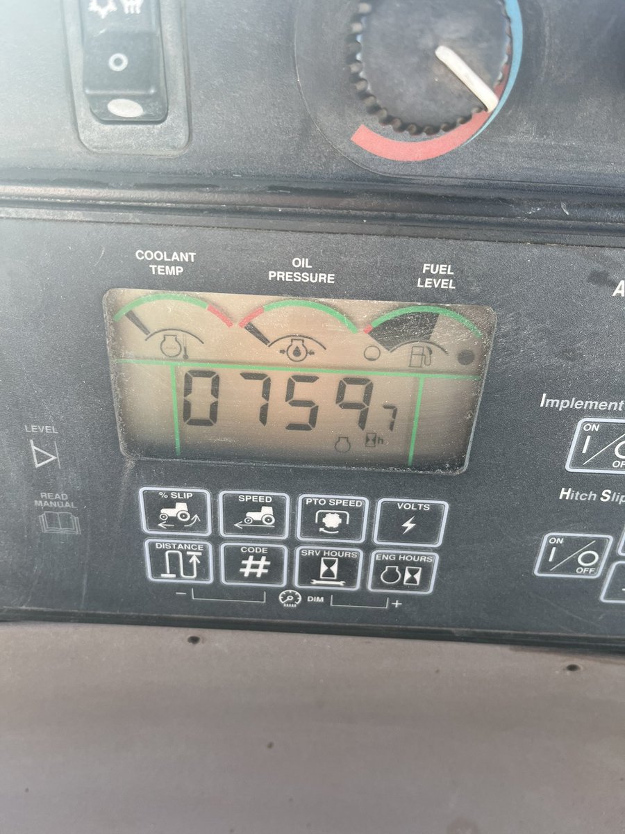 Up for sale is a well maintained 2004 John Deere 8320
10760hrs on 22” row spacing comes with duals (triples also available) a Trimble auto steer system, LED lights, 4 hydraulics with return, big 1000 pto 380/34’s front and 380/50’s rear asking $70k RT’s appreciated  #agtwitter