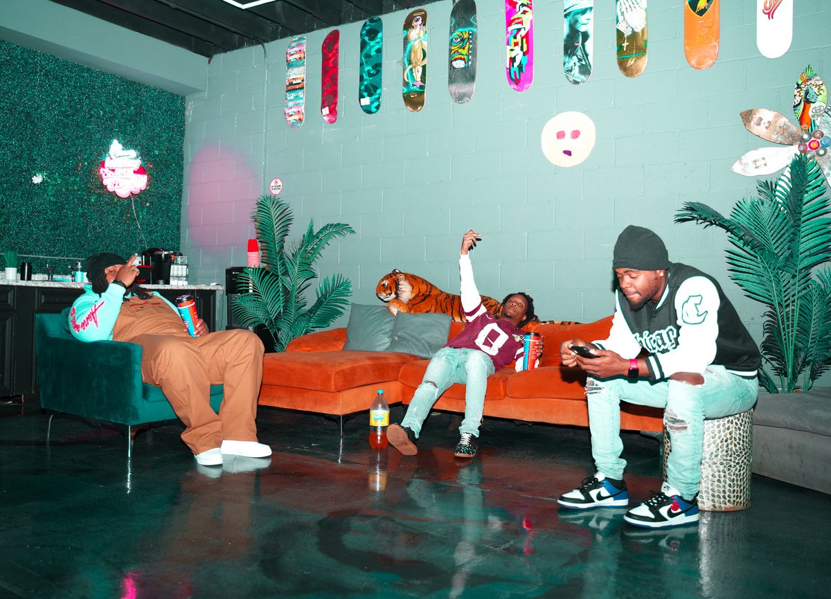 J.R. Donato - I Can’t Save The World 🌍 tweet media