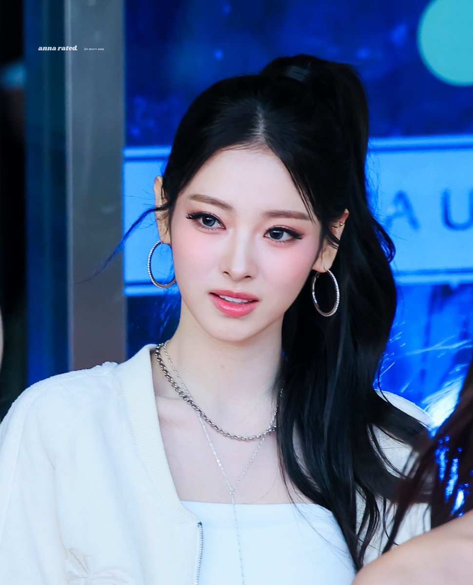 annarated's tweet image. 5TH GEN MAIN VISUAL