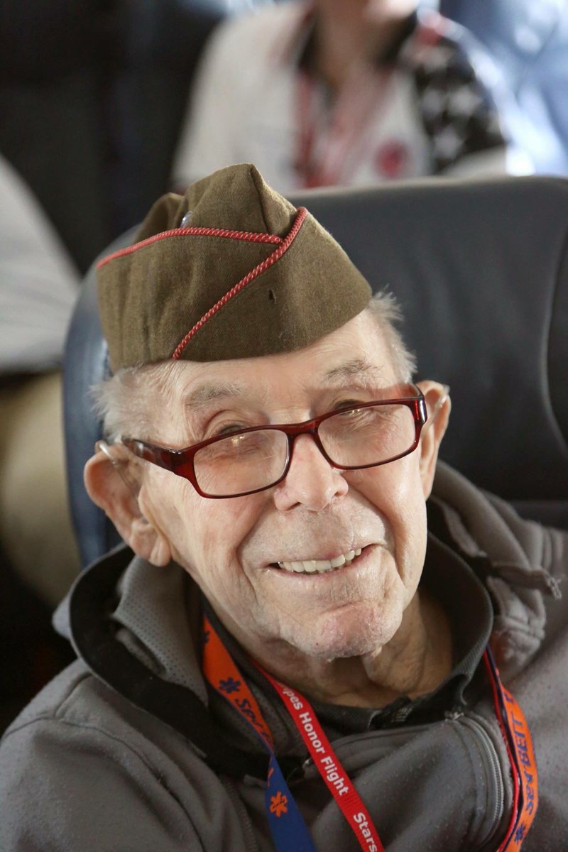 Stars and Stripes Honor Flight tweet media