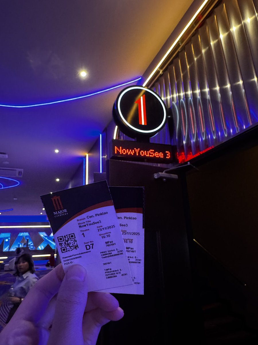 สัปดาห์นี้ดูหนังกับแฟนแล้ว 2 เรื่อง 🥰