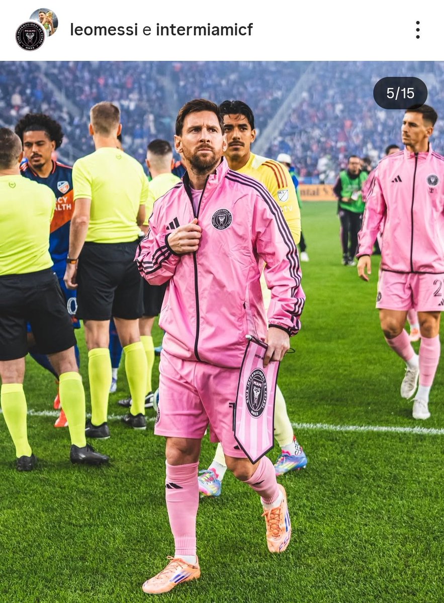 MESSI 10 ピンクジャージ M Messi via Instagram: 