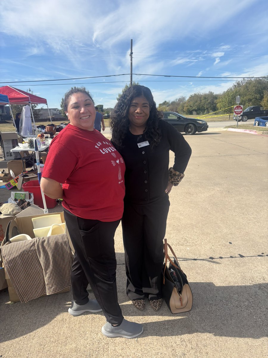 NikkieFor's tweet photo. Supporting St Matthew’s church at their event. Delicious tamales are available for purchase. We invite you to attend! https://t.co/fJLjPF0Mwu