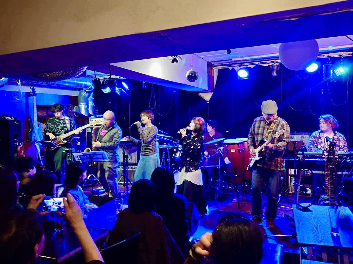 Tatsuya08232's tweet image. Thank you for coming last night!!
2025/11/23(日)
　「ROKUPILAB &amp;amp; ROBYN’S ROOM」
　　at 新宿アイミュージックバー
　　as Robyn’s Room
 #musician  #keyboardist  #keyboardplayer  #composer  #arranger  #ta2yakeyboard