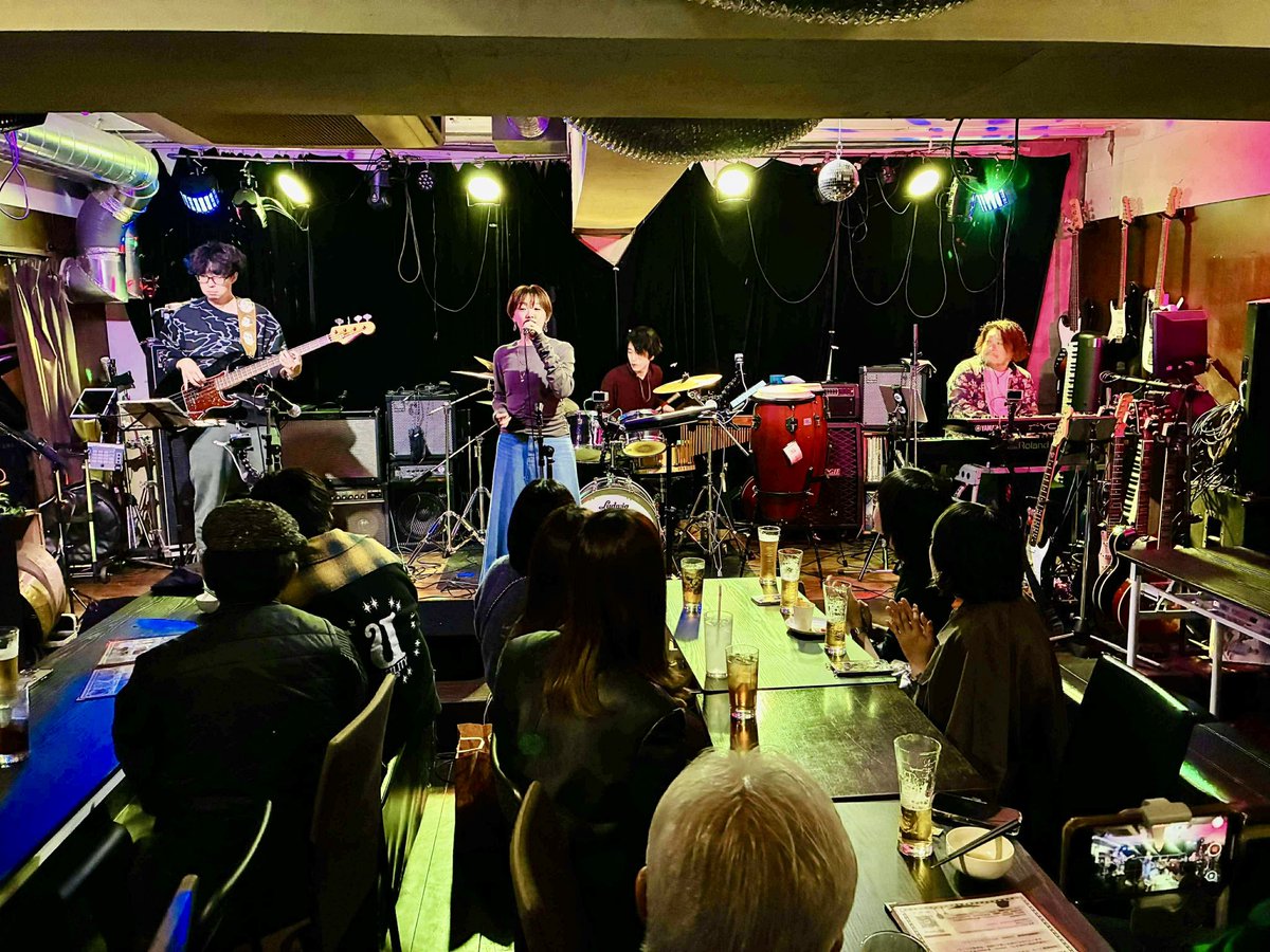 Tatsuya08232's tweet image. Thank you for coming last night!!
2025/11/23(日)
　「ROKUPILAB &amp;amp; ROBYN’S ROOM」
　　at 新宿アイミュージックバー
　　as Robyn’s Room
 #musician  #keyboardist  #keyboardplayer  #composer  #arranger  #ta2yakeyboard