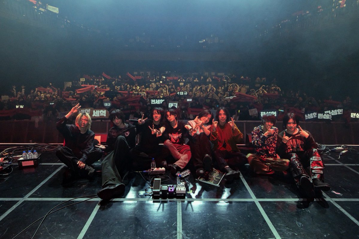 youTopiaevent's tweet photo. ／
youTopia vol.2  
#神はサイコロを振らない ｘ #DragonPony
＼

【韓国公演】
🗓️2025年11月22日23日
🇰🇷韓国・MYUNGHWA LIVE HALL

音楽で共鳴する2組の
最高のパフォーマンスで、
スペシャルな2日間に✨✨

ご来場頂いた皆様
ありがとうございました！！

🇯🇵東京公演もご期待ください！！ https://t.co/PAzDsYB5hN