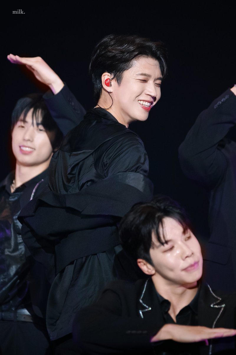 251122 식목일5 홍콩 첫콘 

#인피니트 #INFINITE 
#남우현 #NAMWOOHYUN