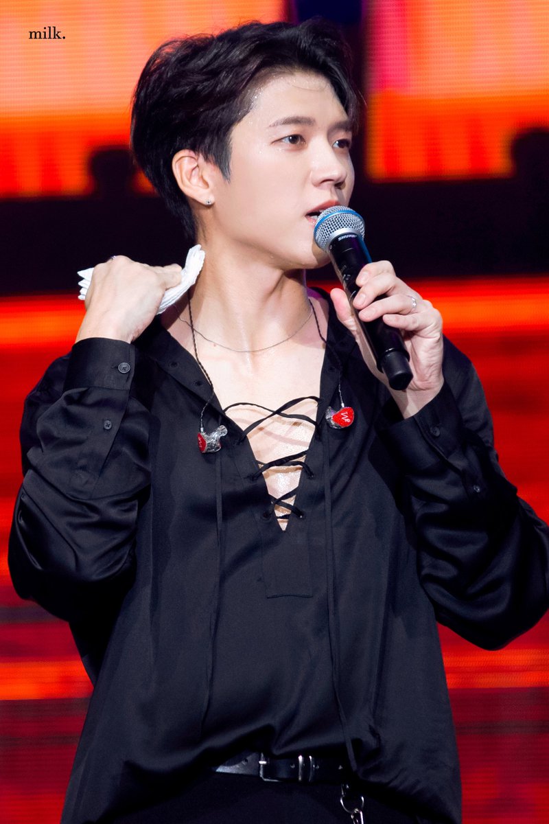 251122 식목일5 홍콩 첫콘 

#인피니트 #INFINITE 
#남우현 #NAMWOOHYUN