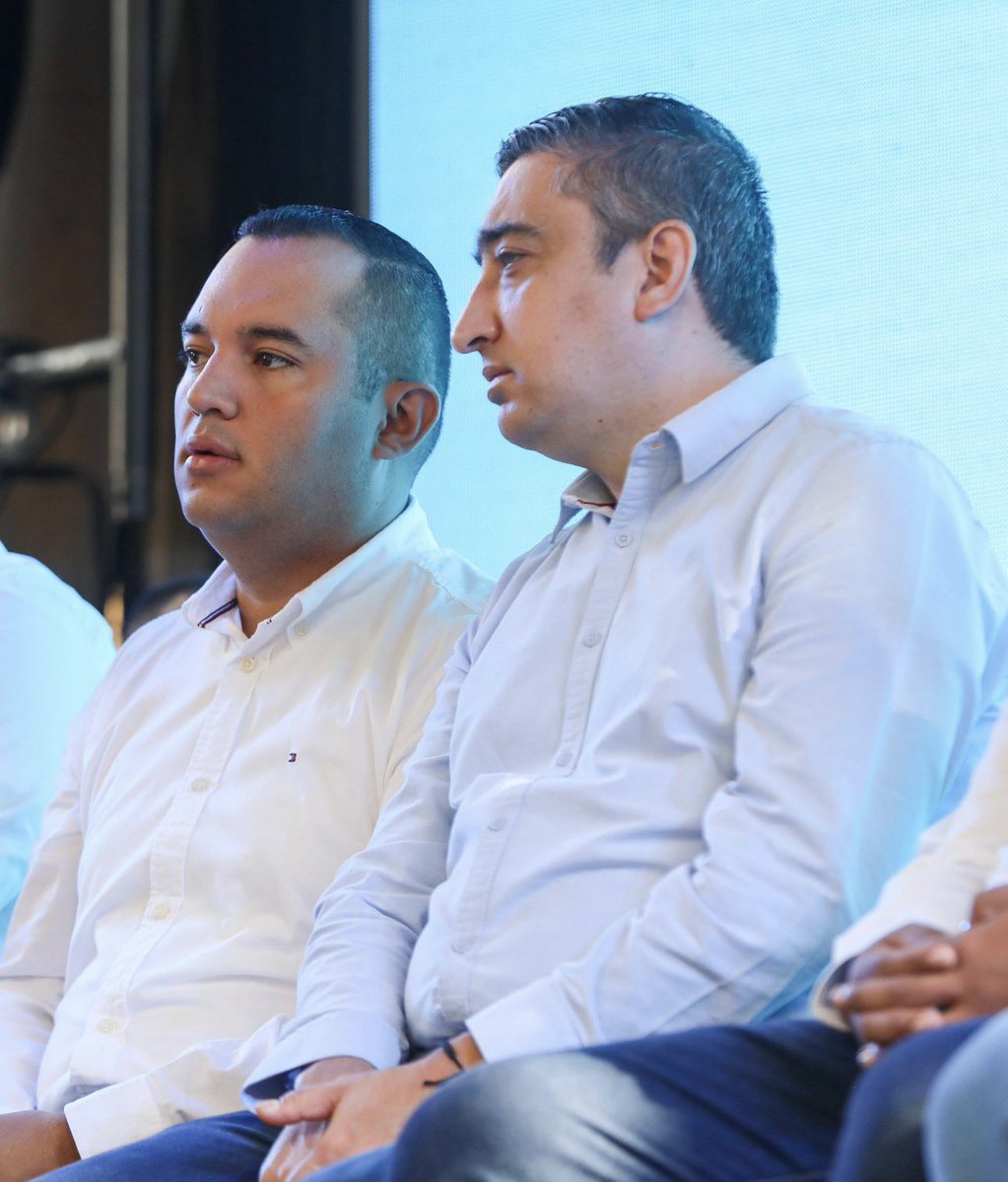 DanielRestrepoC's tweet image. Hoy celebramos la vida de @DiegoTItagui, alcalde de Itagüí, un gran amigo, líder y coequipero. Le deseo salud, sabiduría y muchos éxitos en cada reto que asume por nuestra ciudad. ¡Feliz cumpleaños, alcalde! 🎉💙 Gracias por tanto, Dios lo bendiga siempre.