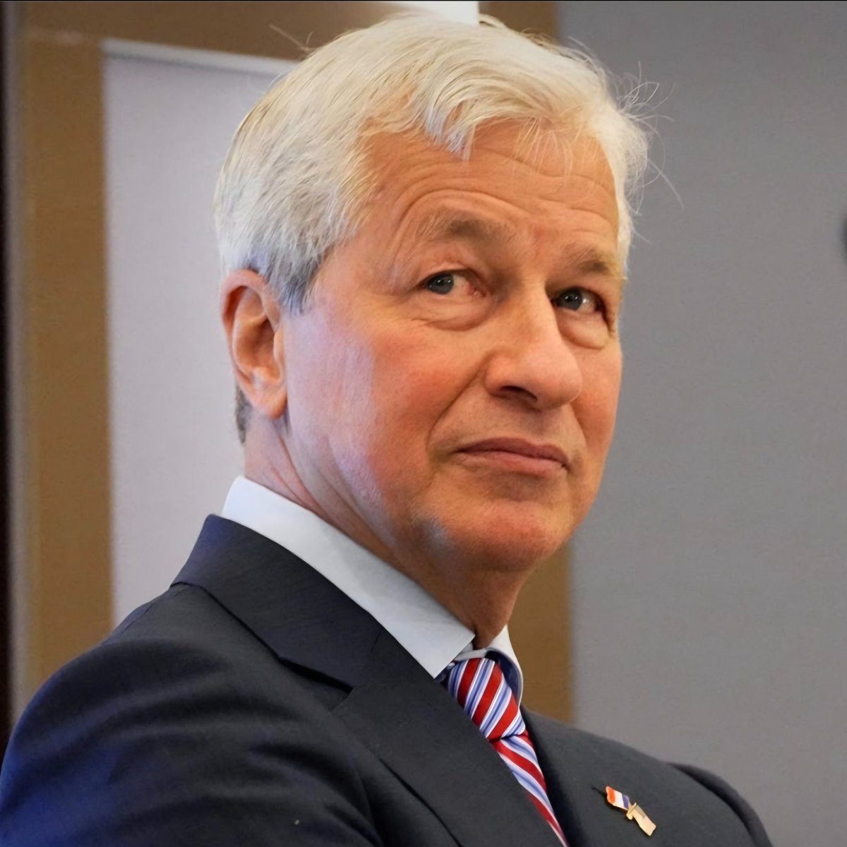 SimplyBitcoin's tweet image. DEVELOPING: Huge numbers of users are reportedly rushing to close accounts at JPMorgan after the bank’s attack on Strategy, its targeting of Bitcoiners, and its latest data leak.

Actions have consequences.