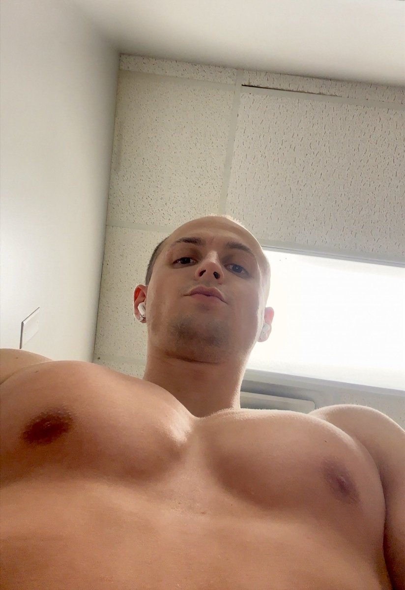 Drew Funk 😉 💦 (20.7k) tweet media