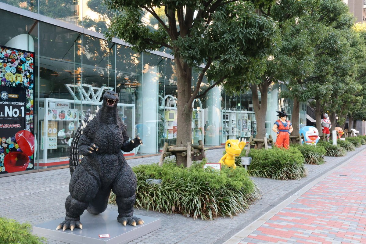 takoyakisan55's tweet image. 今朝のお写んぽ写真📷

浅草の浅草寺➡️浅草神社➡️蔵前➡️かっぱ橋➡️上野駅を歩きながら撮ってきました🚶

途中にバンダイの本社があり新しい発見でしたo(o|o)/ｼﾞｭﾜｯ

#EOSR6Mark2