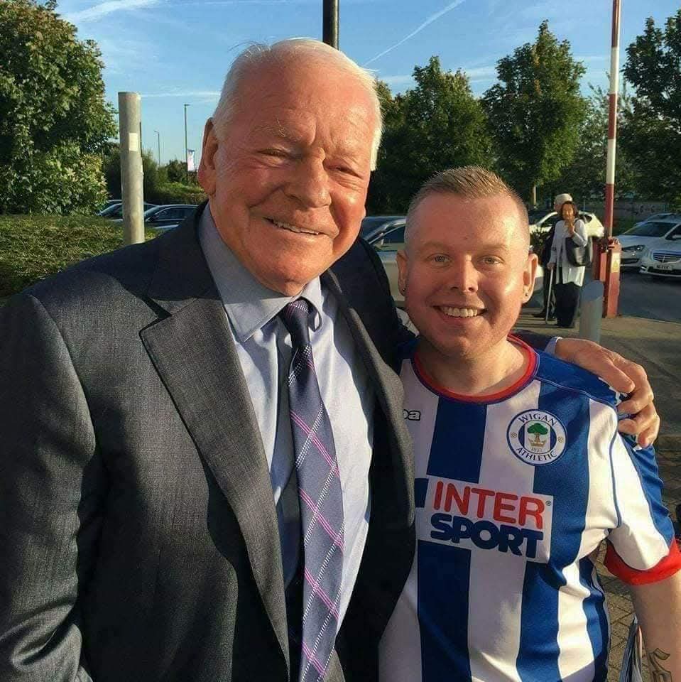 DonnellyWAFC's tweet image. The man who made all of our dreams come true. 💙

Happy Birthday to the legendary Dave Whelan. 🎉 #wafc 

@LaticsOfficial