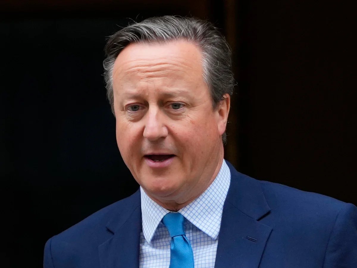 upuknews1's tweet image. #UPDATE : Former UK Prime Minister David Cameron has revealed that he received treatment for prostate cancer. He shared the news publicly as part of a growing call for a national targeted screening programme.

#DavidCameron #ProstateCancer #HealthNews #UKPolitics #Cancer